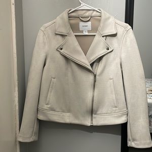 Old navy suede jacket , size petite small. Color light beige.